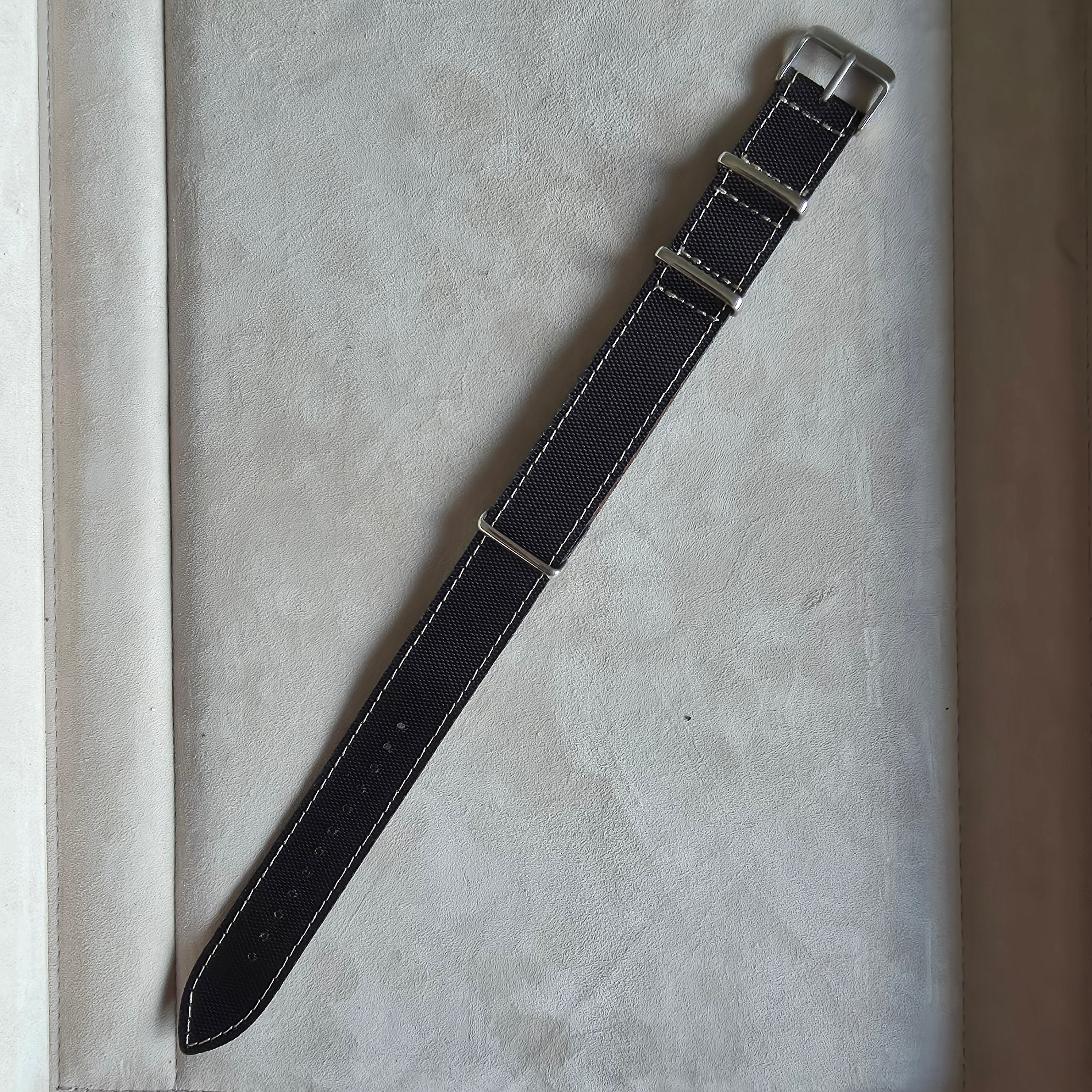 Nato Textile Watch Strap / Black