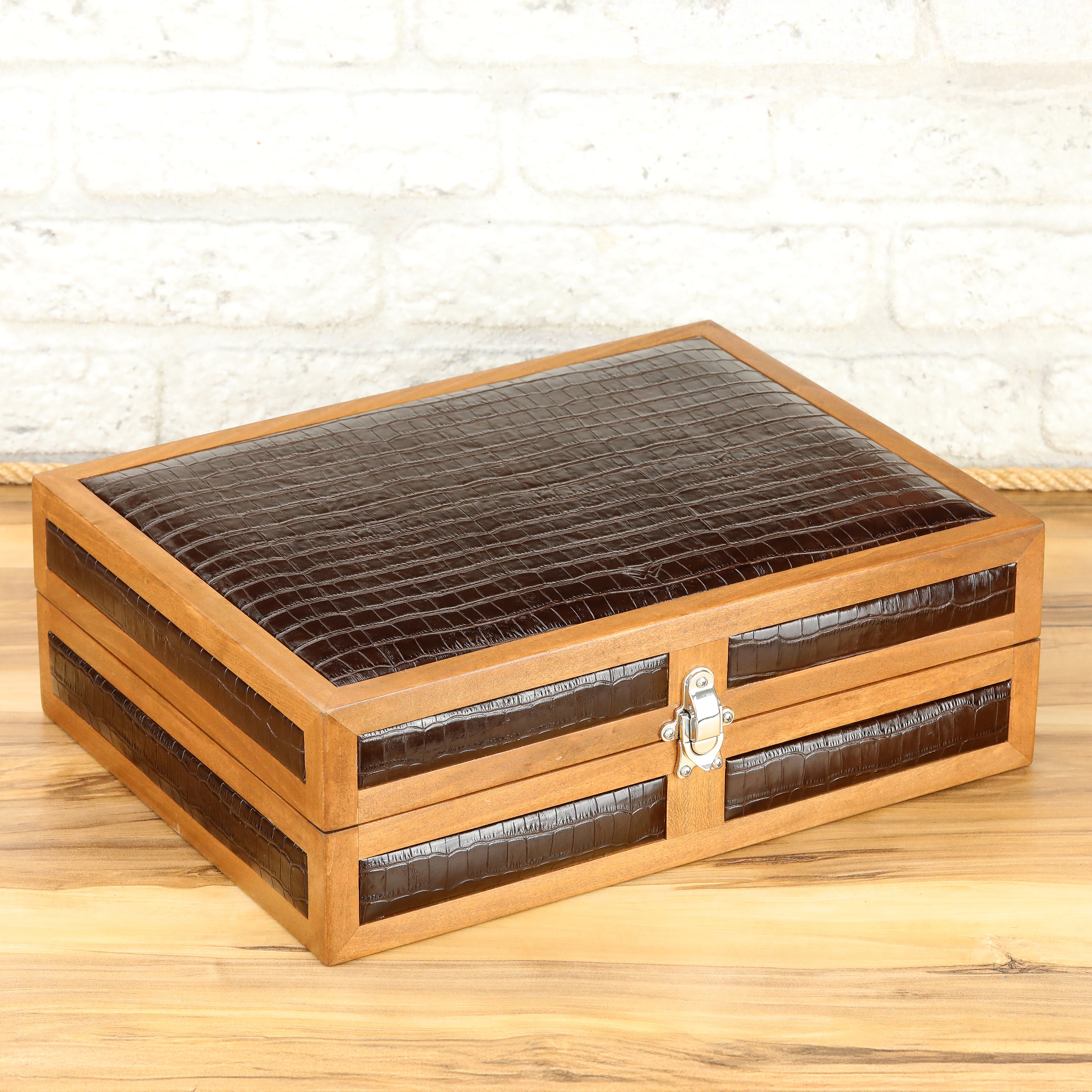 Heritage Wooden Watch Box for 15 / Brown
