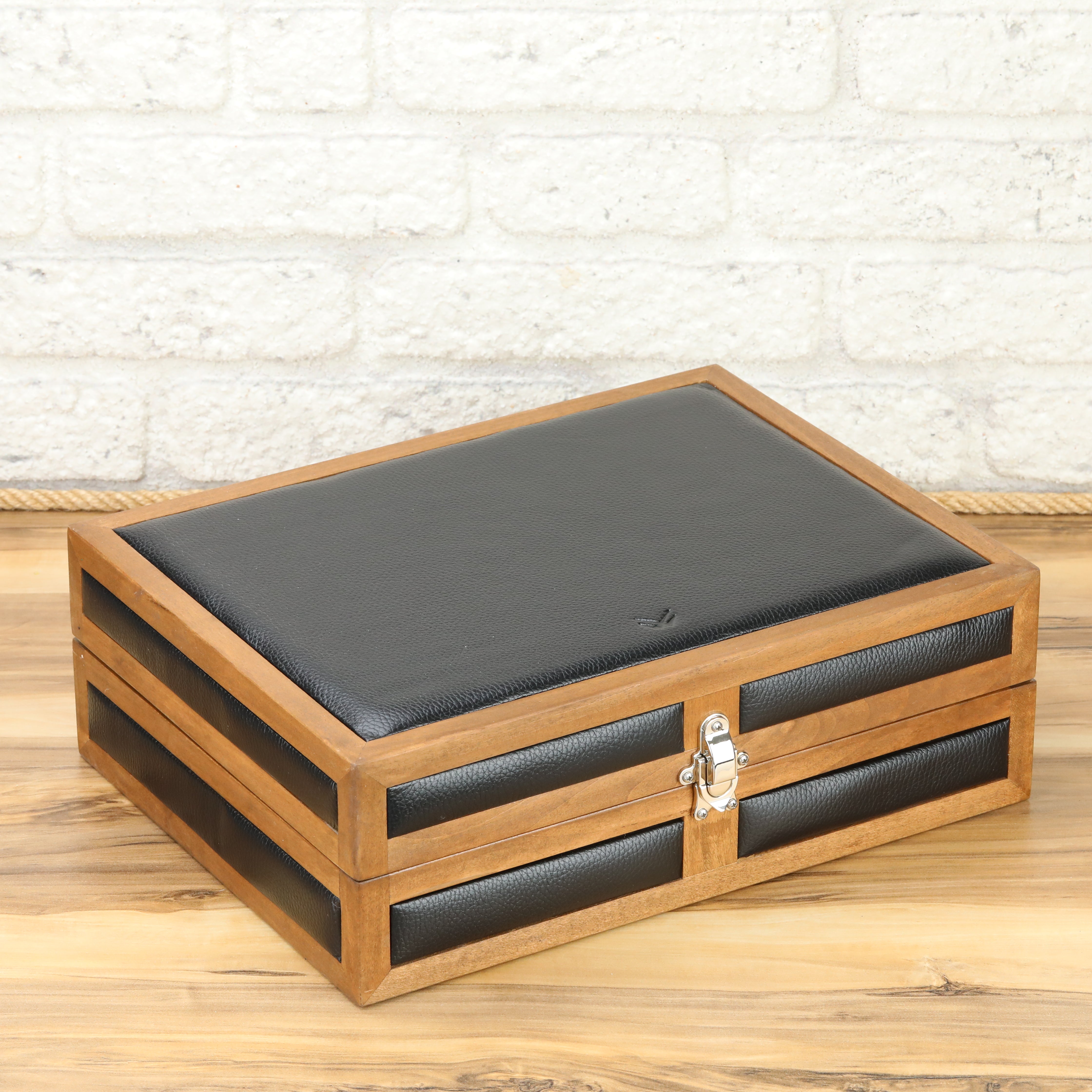 Heritage Wooden Watch Box for 15 / Black