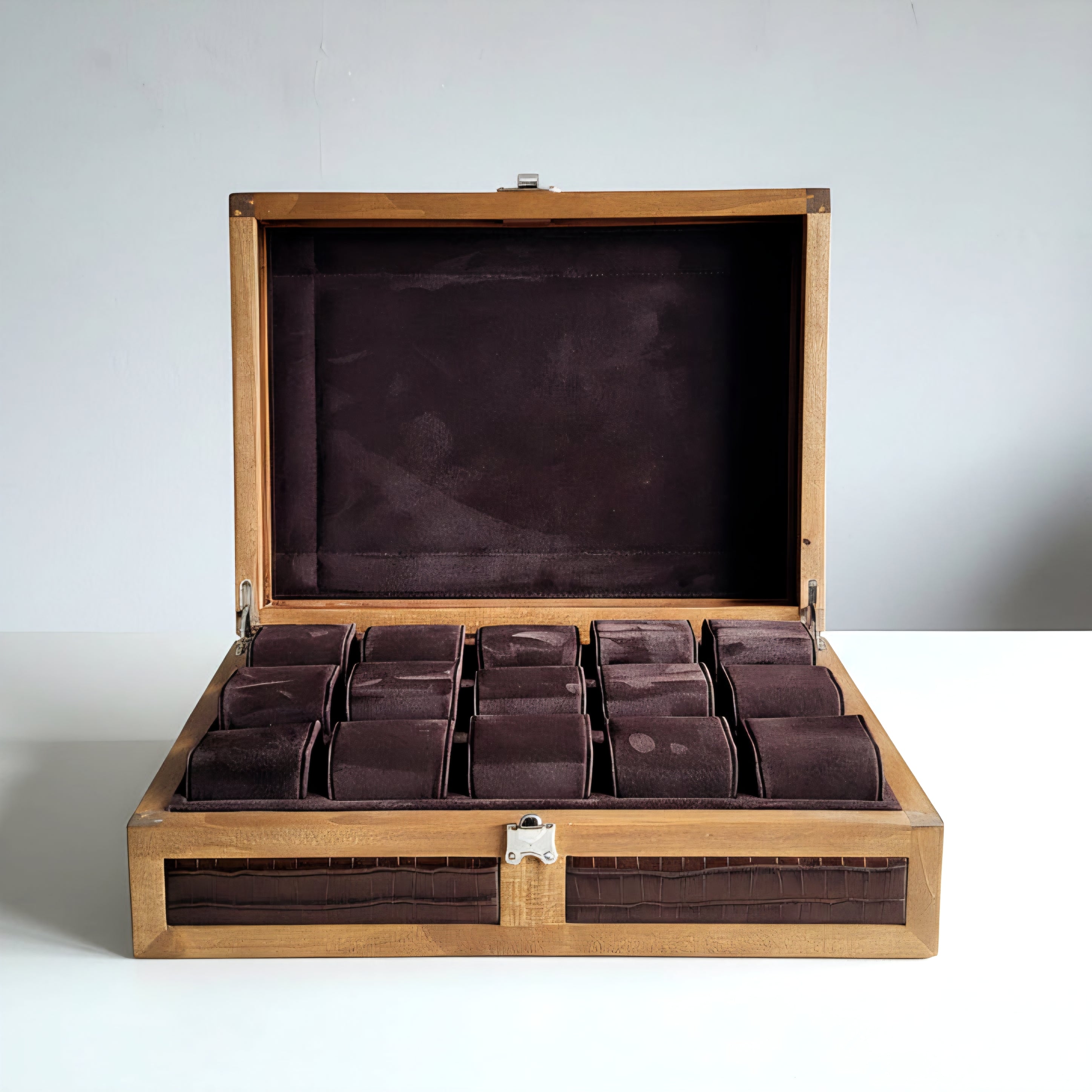 Heritage Wooden Watch Box for 15 / Brown