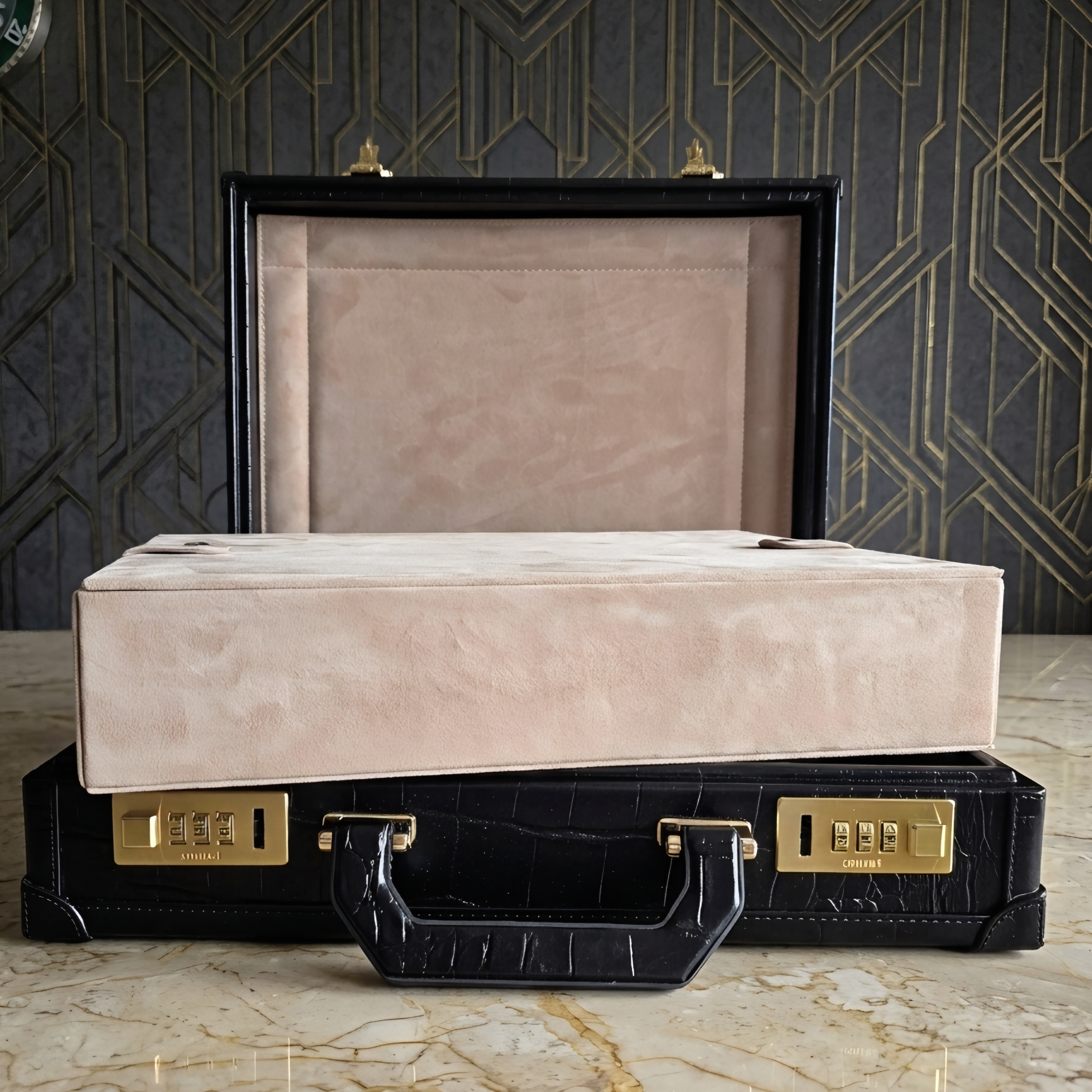Bond Watch Box for 15 / Black
