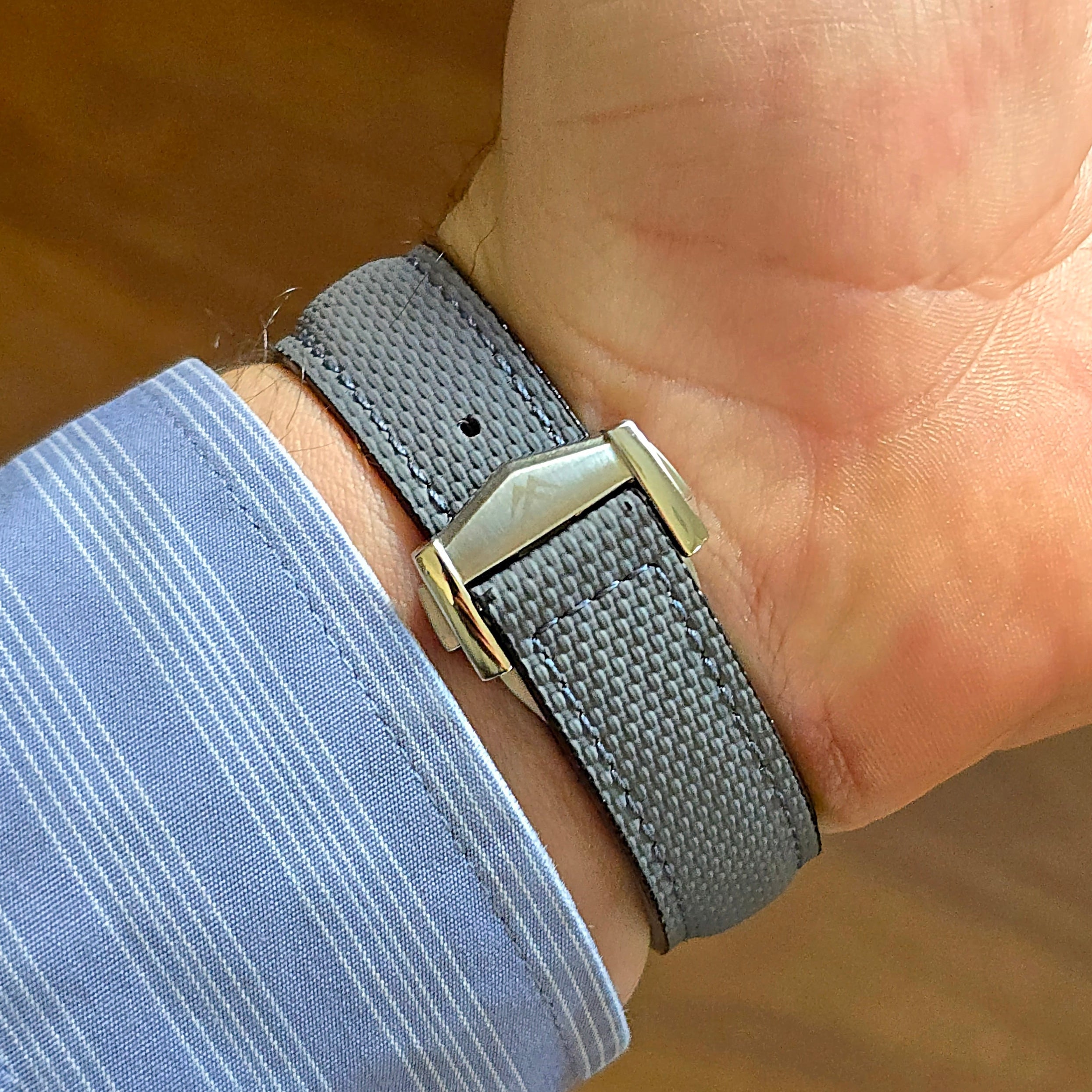 Sailcloth FKM Rubber Strap with Deployment Clasp - Grey