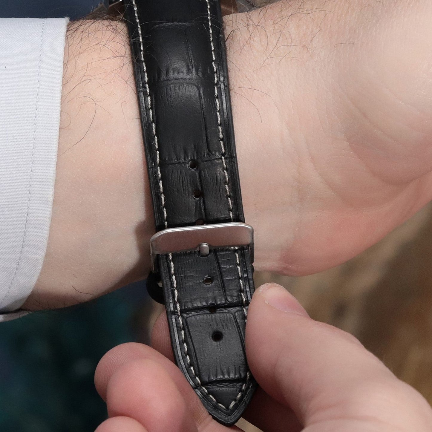 Apple Watch Compatible Leather Strap - Black