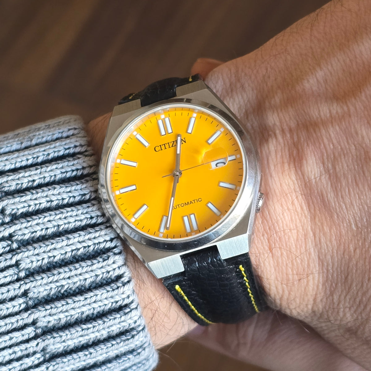 Tsuyosa Leather Strap - Black - Yellow