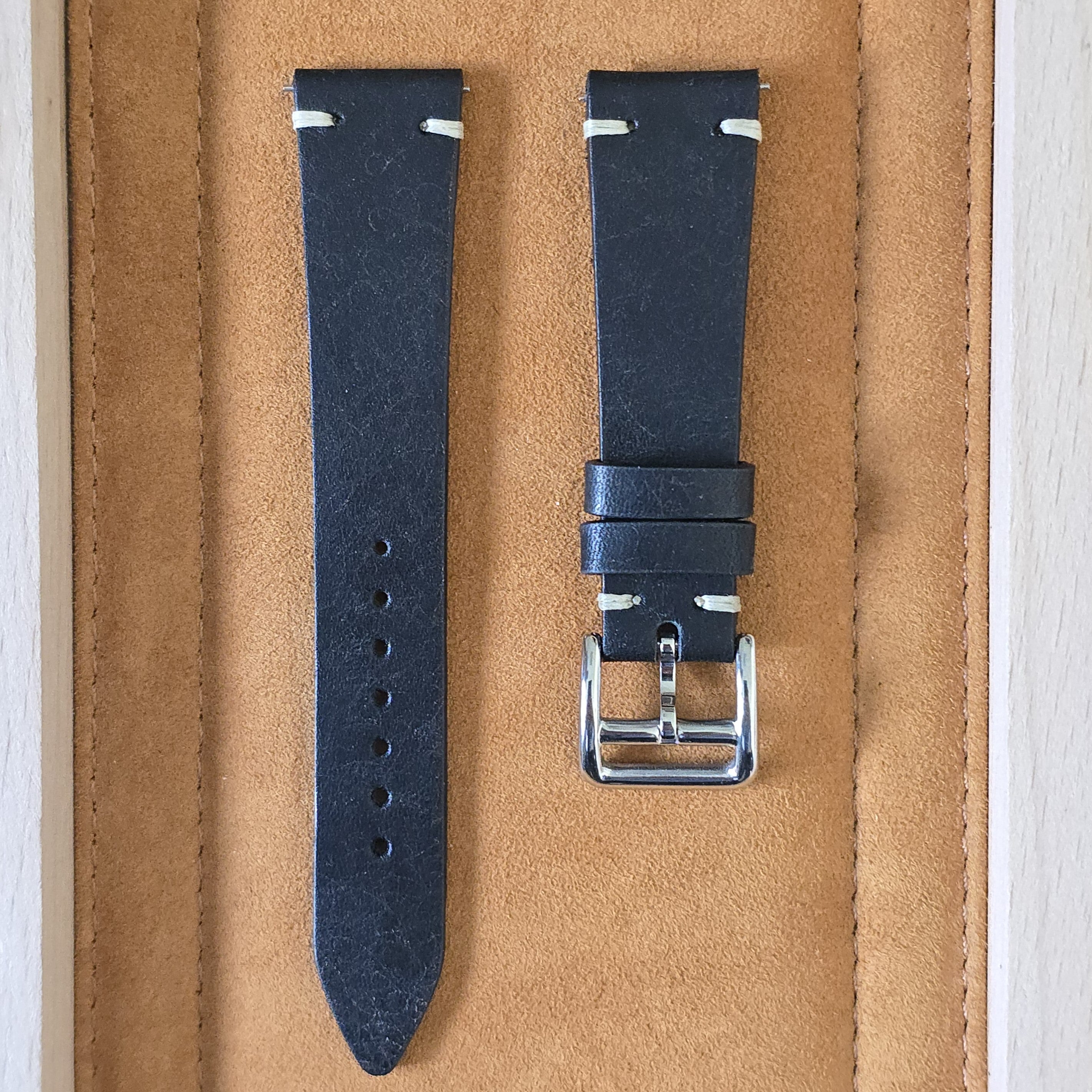 Vintage Style Leather Strap