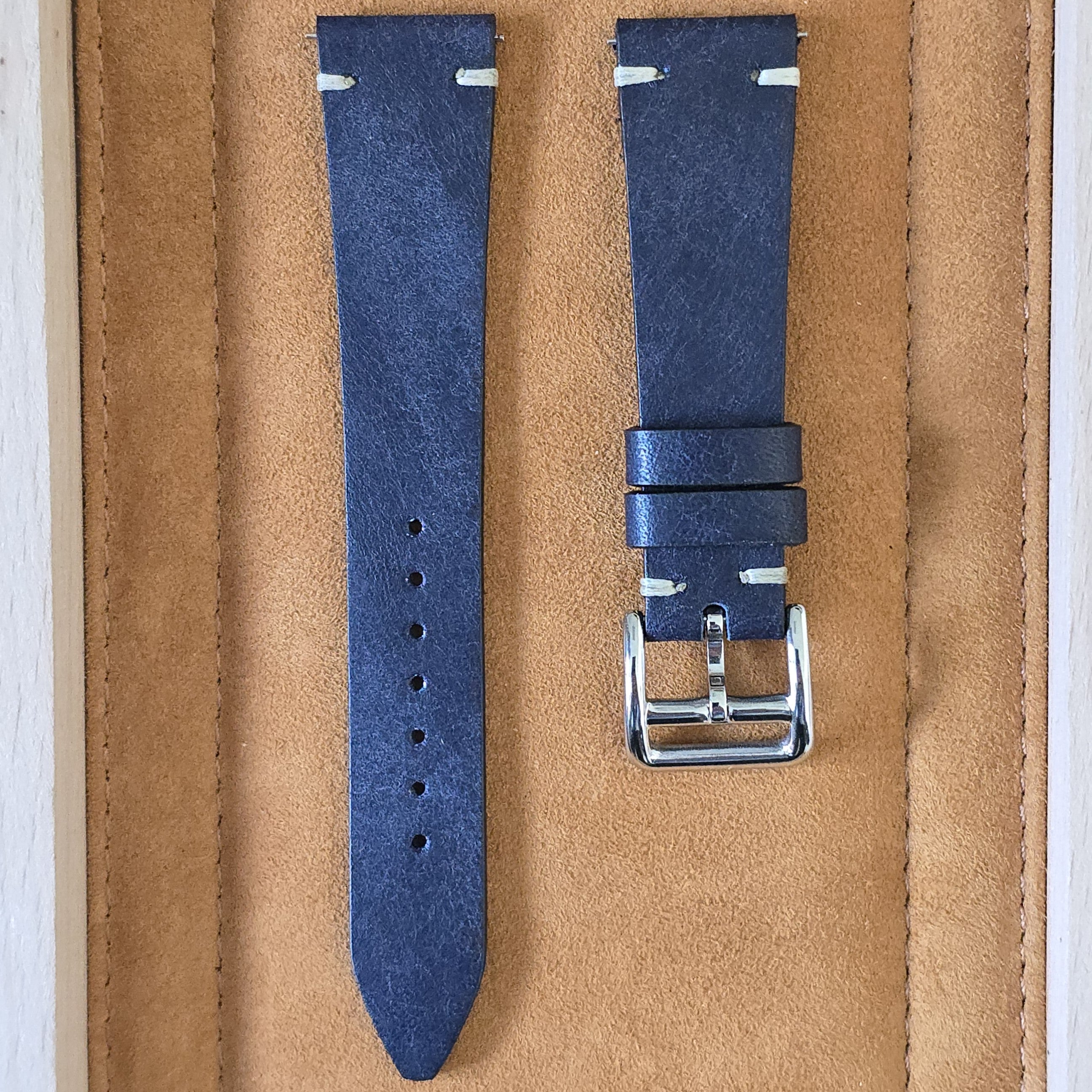 Vintage Style Leather Strap