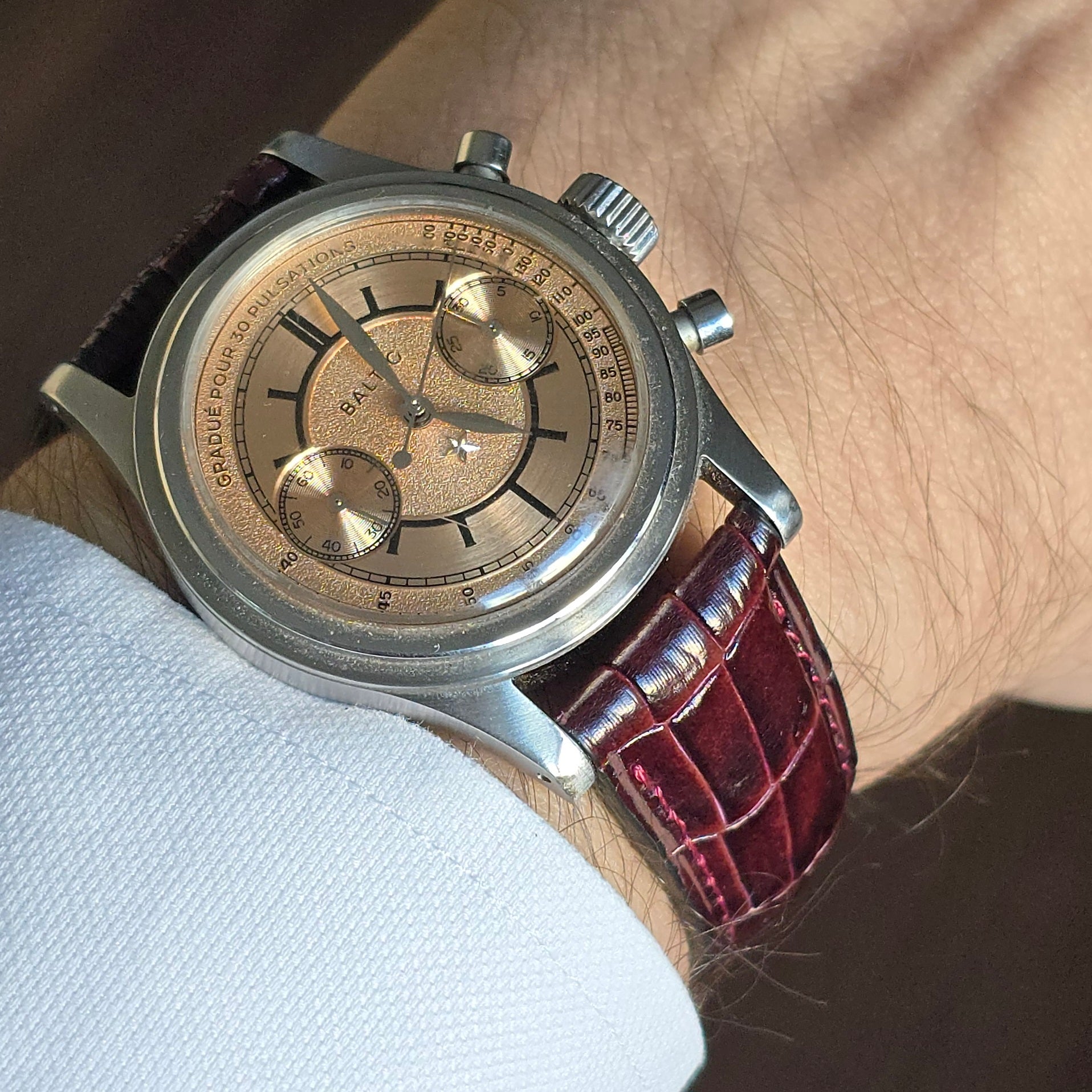 Croc. Embossed Leather Strap - Burgundy
