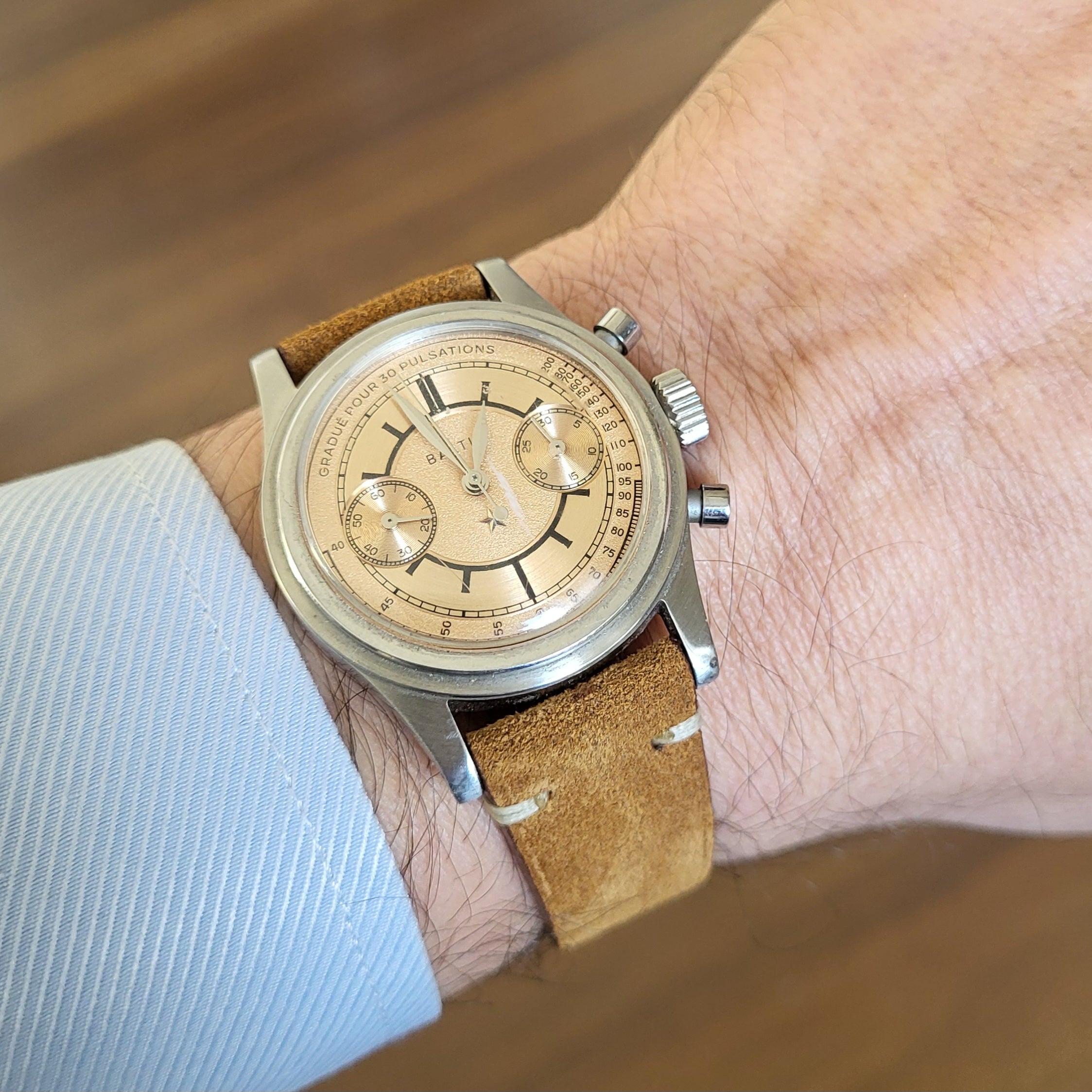 Vintage Style Leather Strap