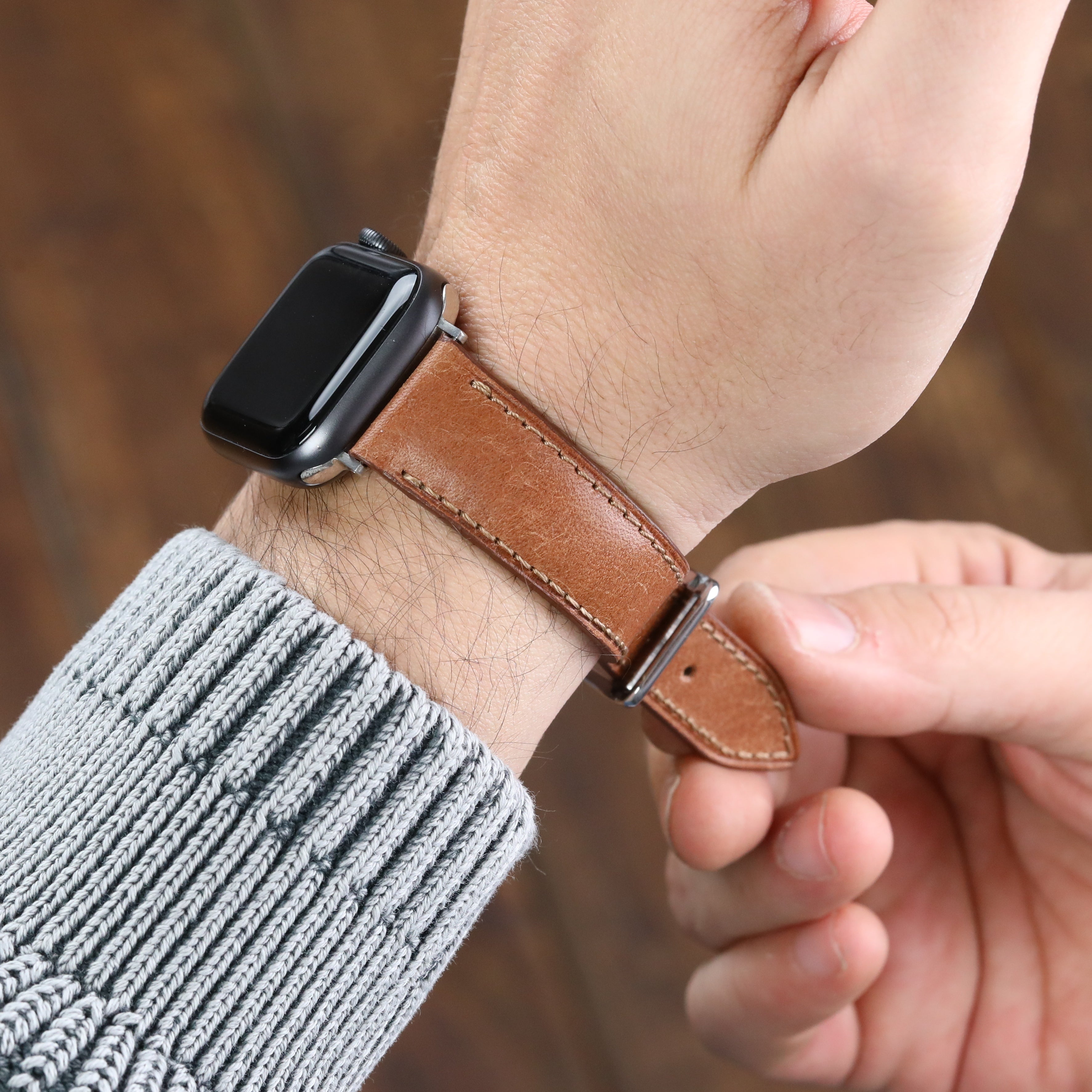 Apple Watch Compatible Leather Strap - L. Brown