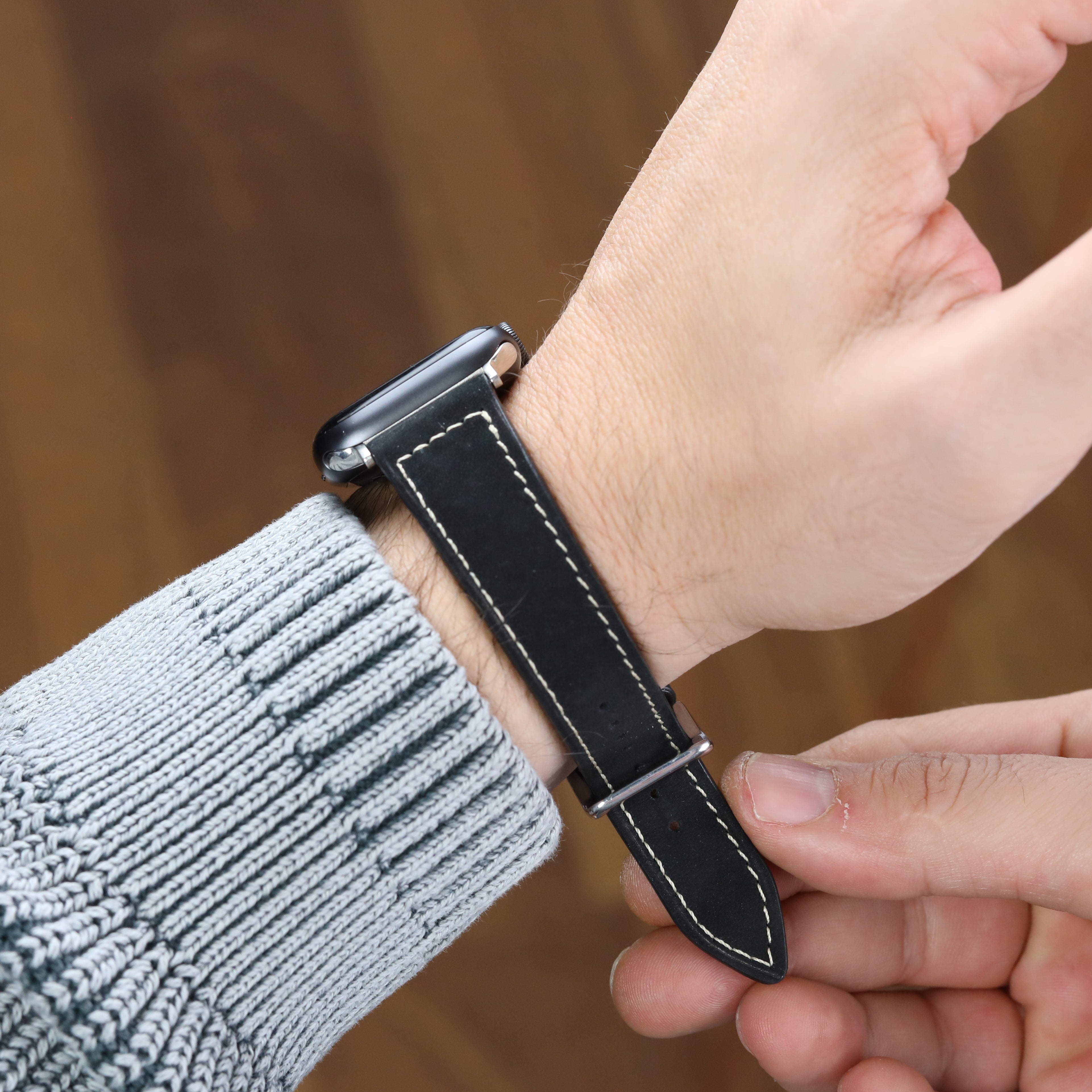 Apple Watch Compatible Leather Strap - Nubuck Black