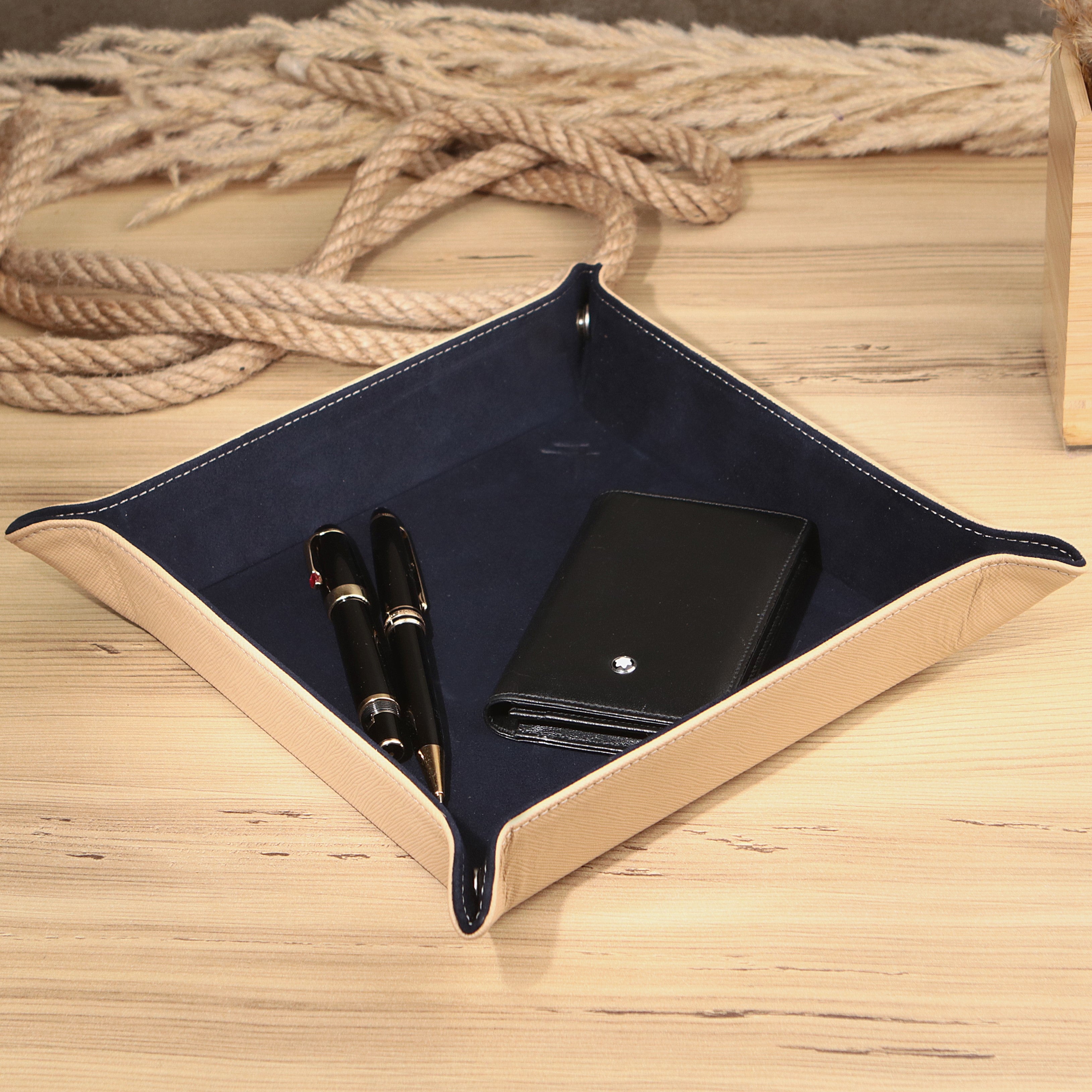 Octavia Leather Vallet Organizer - Beige -  D. Blue