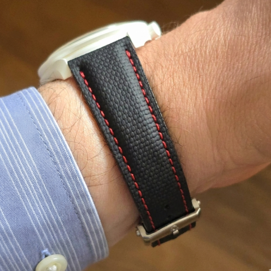 Sailcloth FKM Rubber Strap with Deployment Clasp - Black / Red