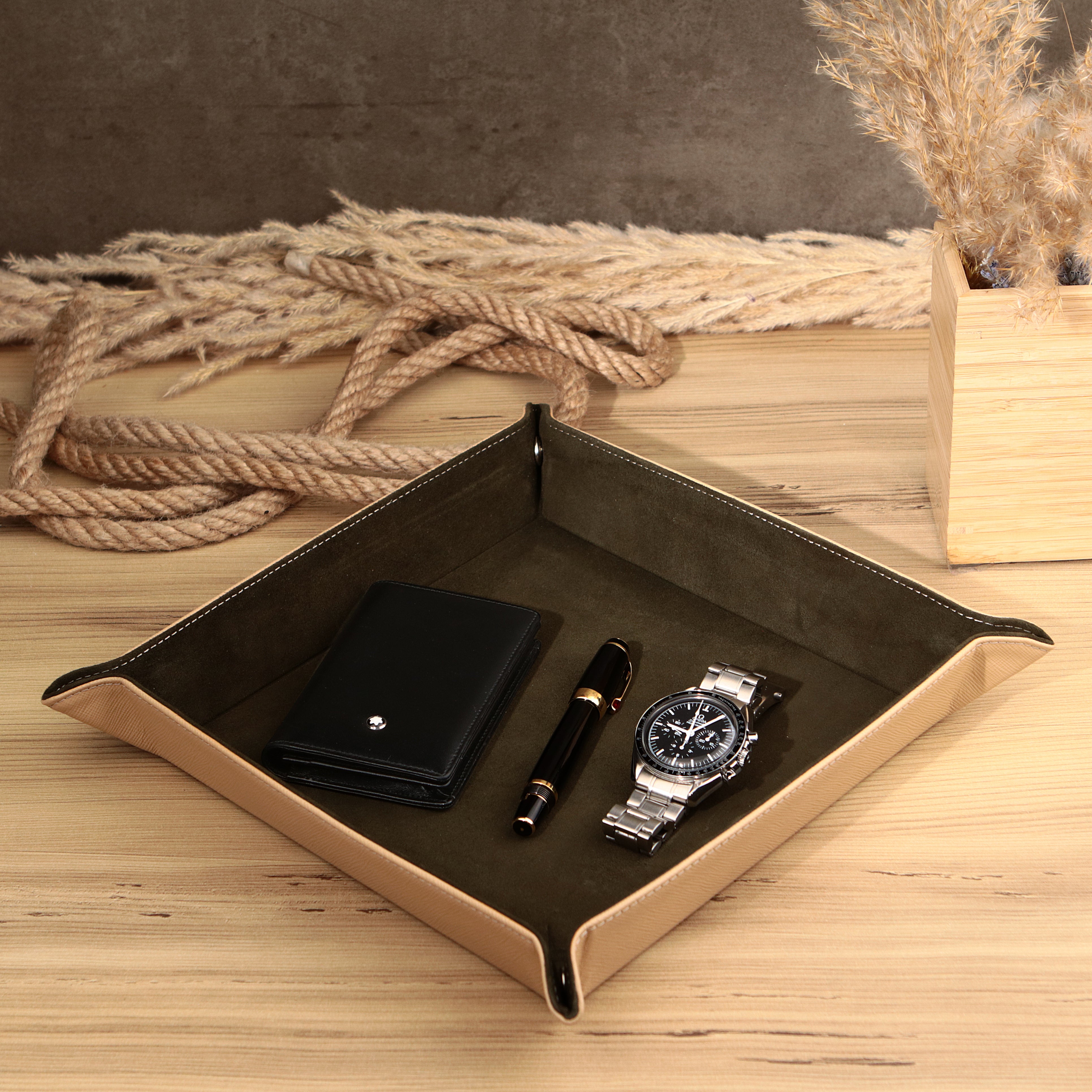 Octavia Leather Vallet Organizer - Green